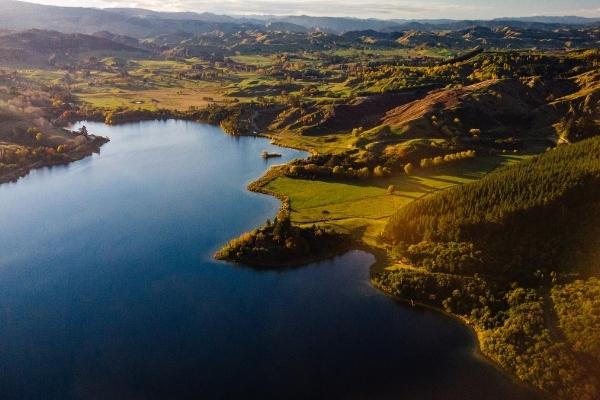 Lake Tutira 600x400 1