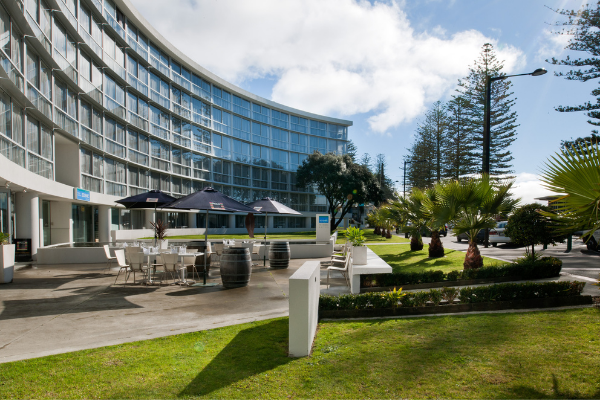 Te Pania Scenic Hotel 600x400