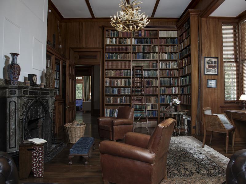 Mt Vernon Villa Library Mt Vernon Villa Library