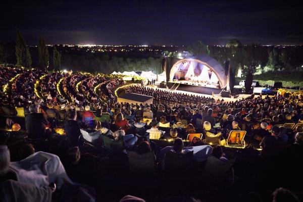 Black Barn Vineryards Amphitheatre