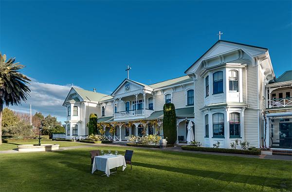 Mission Estate3